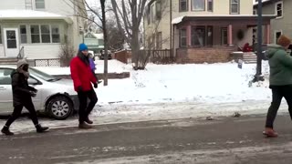 Community patrols track ICE agents in Minneapolis as sweeps continue