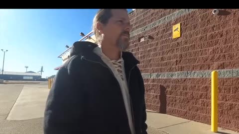 1 of the most disgusting guys we have caught, this man is scary ....Watch you young ones around him