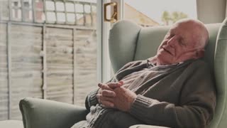 Does Your Elderly Parent Need Help? LarryBroker.com – Larry@LarryGallegos.com