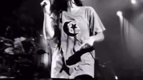 Alanis Morissette on Jagged Little Pill