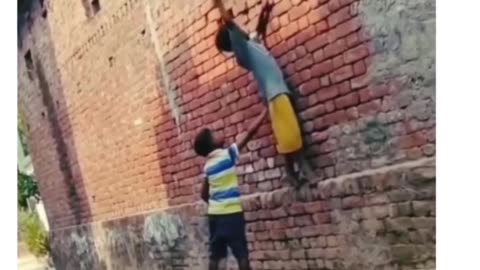 Is thara tu ho ta hi