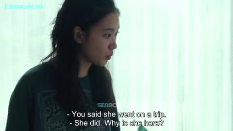 Girl hides under the bed when boyfriend’s mom comes home 💀