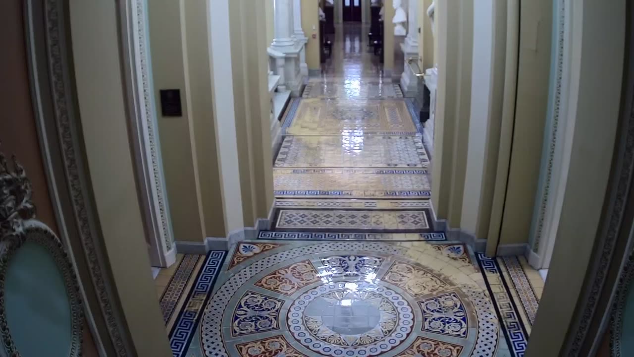 0205USCS02WestStairsnearS221_2021-01-06_04h20min01s097ms.mp4