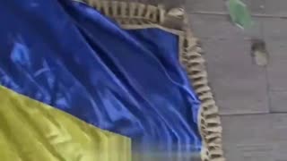 Russian Soldiers Enter Krasnoarmeysk Lair