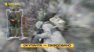 Ukrainian Border Guards Picking Apart Russian Infantry Group