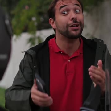 Quando l'ironia racconta la verità! Iscriviti