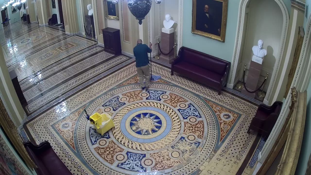 0213USCS02OhioClockCorridornearS208_2021-01-06_01h20min01s823ms.mp4