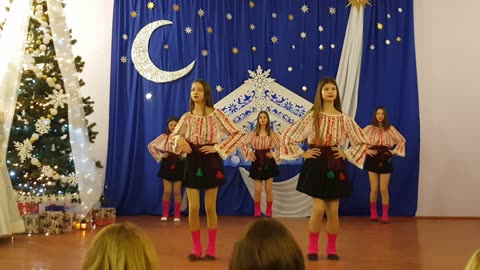 Vancicăuți 27 decembrie 2024 Grupul „Mix Dance” ”Trenulețul” Concert Vine Anul Nou 20/26