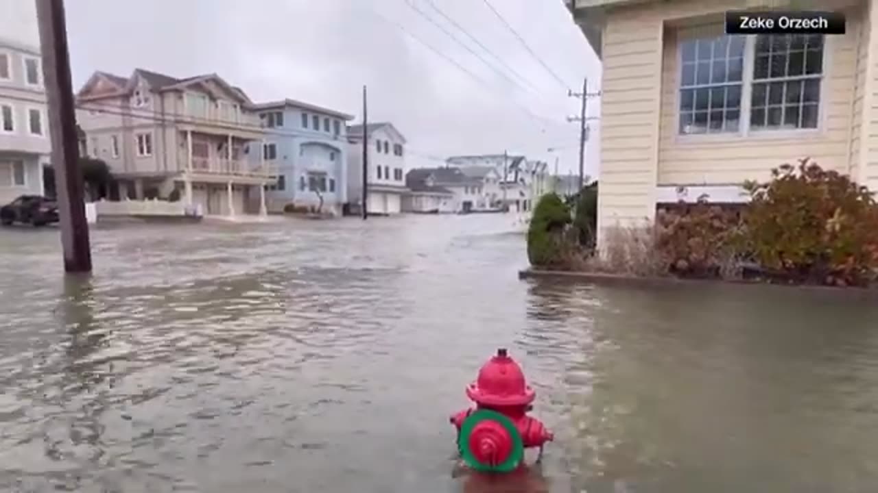 Nor'easter brings flooding to East Coast