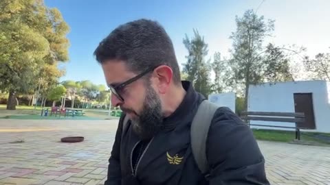 Meloni, time to talk to Putin. BIG Oreshnik strike. Trump hints Mexico next. Iran internet shut down