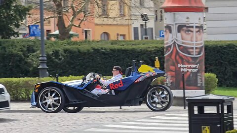 Samochód Red-bulla