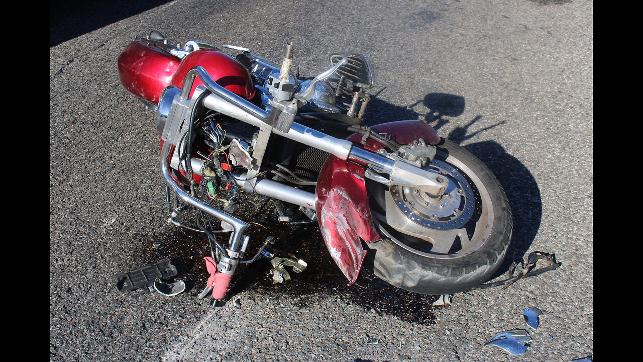 MOTROCYCLE DRIVER CRITICAL AFTER CRASH WITH CAR, LEGGETT TEXAS, 11/27/25...