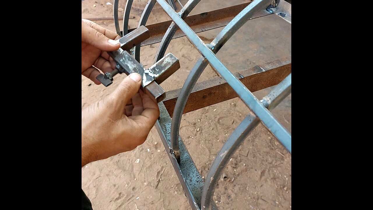 Craft tips and tricks #handmadecraft #real_welding #broyeur_a_branche #technic #metallic_craft