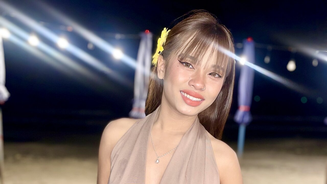 She Took Me to a DARK Beach for THIS... 😳🇹🇭