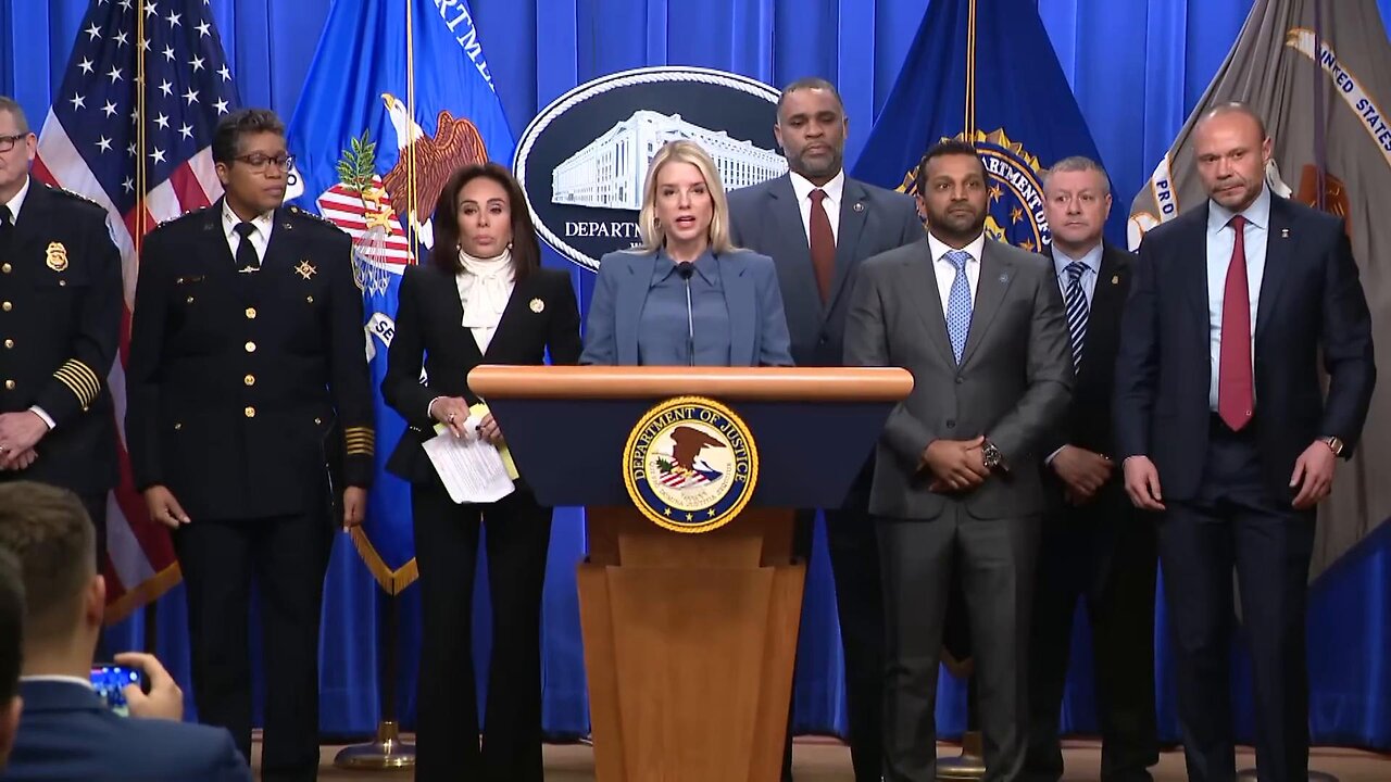 Authorities identify suspect arrested in DC pipe bomb case - December 4, 2025