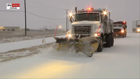 More than 800,000 people without power as major snowstorm hits the US