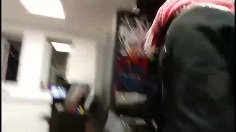 📹 Scottish activists sabotage arms factory linked to Israel on first day of 2026