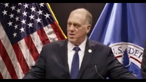 Tom Homan holds news conference in Minneapolis