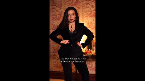 Ladies, a classic @saintandsofia velvet suit and big jewellery - a killer femme fatale look