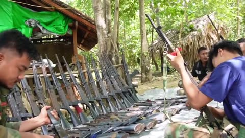 🔫🇲🇲 Myanmar War | Fighters Maintain KIA-Supplied Weapons | RCF