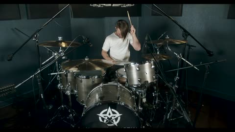 God, Guns & Country Music Play Through