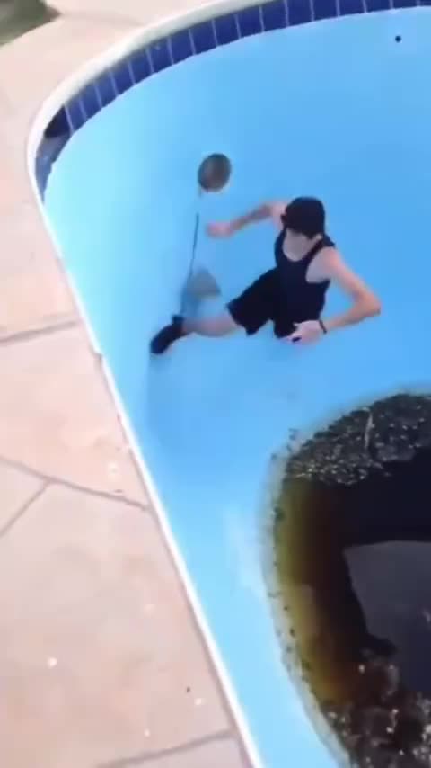 Don't Try This 😮😂