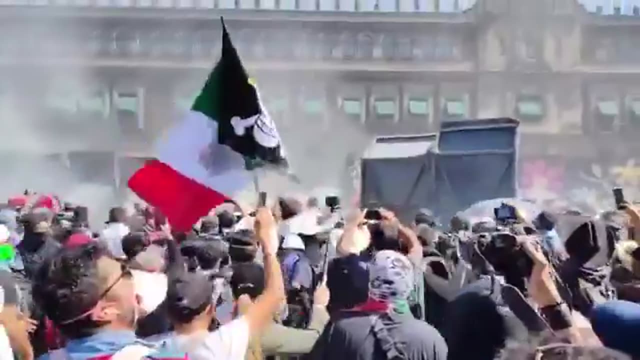 Massive anti-corruption protests are taking place today in front of Mexico’s National Palace