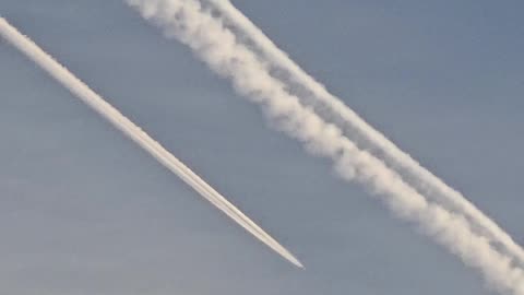 Chemtrails.