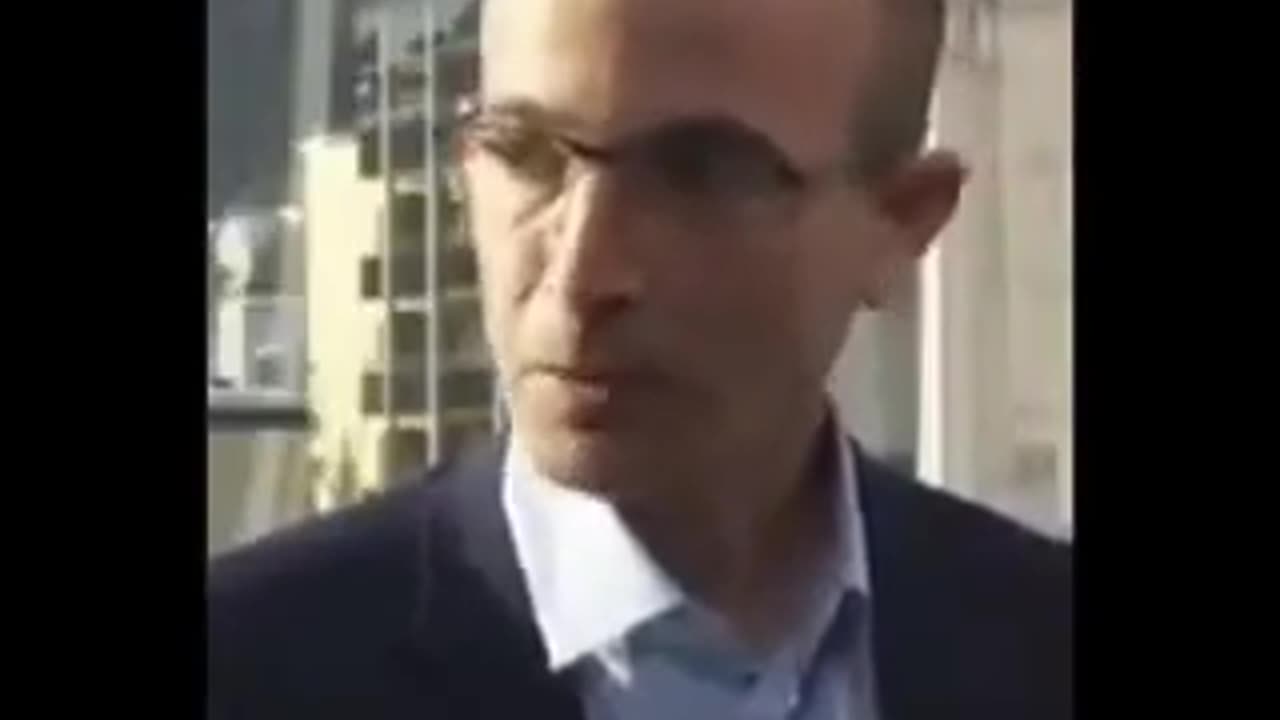 Jude Noah Harari: Man darf mit der Geschichte lügen