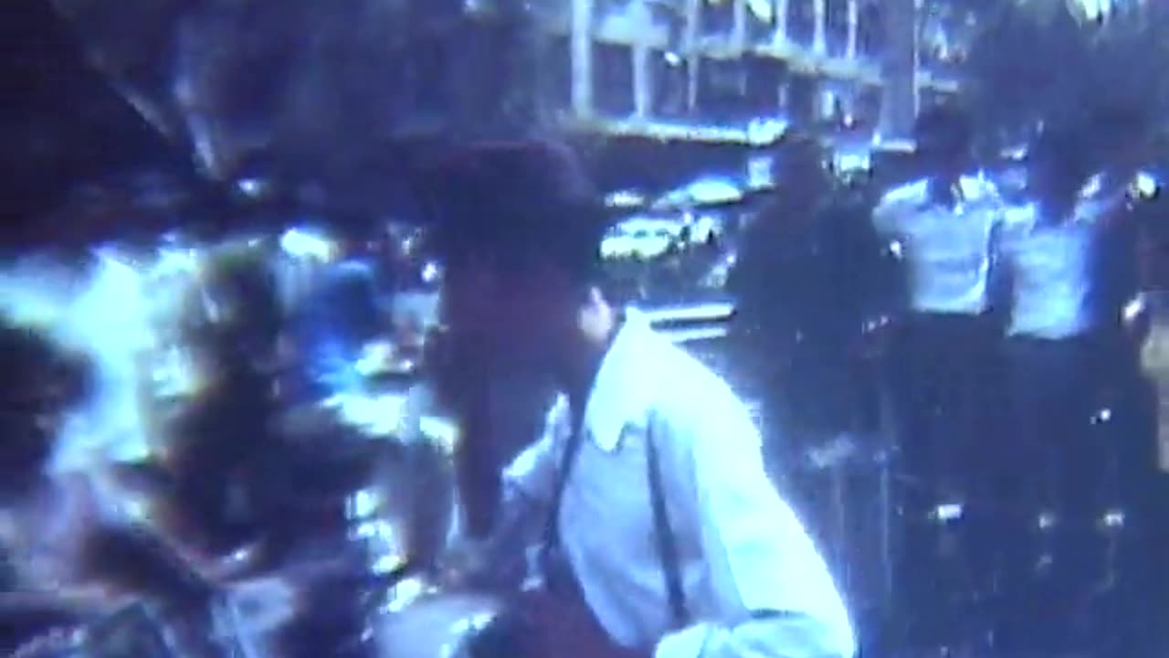 Fall of Saigon - Fall of Saigon - gov.archives.arc.1938171