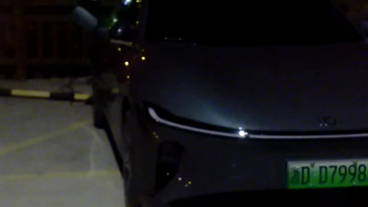 @Ameing.. 2025年2月真实拍摄,这是一位开长 | Really video Really shot in February 2025, This is a mainland Chinese slave driving a Changan Qiyuan A07 luxury electric car。 https://youtube.com/shorts/9tOV2Sb8vbQ?si=xHnvI2faZyYA3fsn