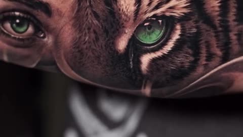 Woman Tiger eyes - Jose Contreras TX