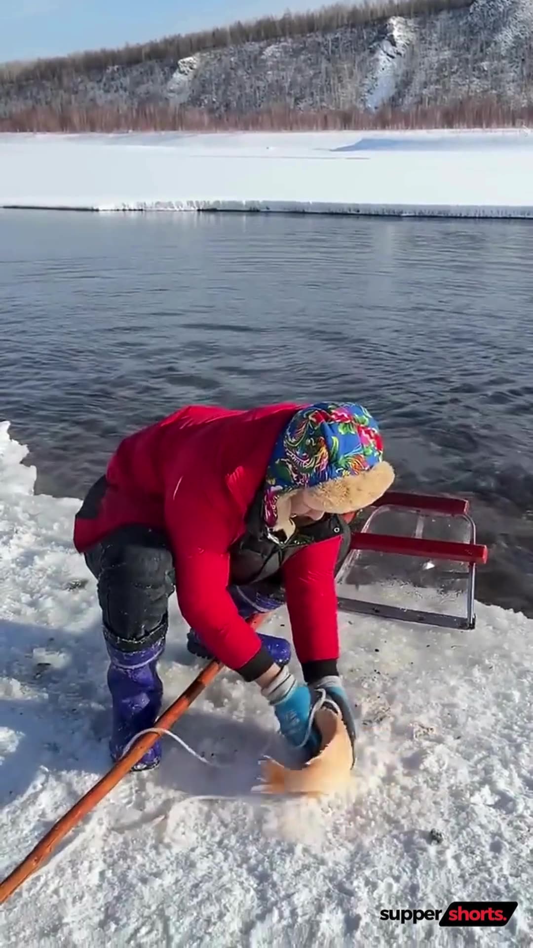 Mastering Snow Fishing Skills 🎣 ️ – Ultimate Winter Catch!