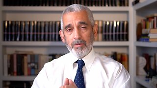 Was Russiagate a Diversion Tactic? | Lee Smith