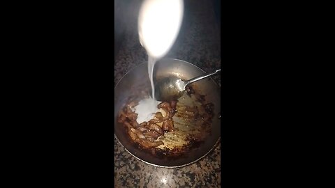 émincé de poulet sauce champignons