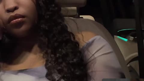 Liz chokes Kash up after throwing her wig
