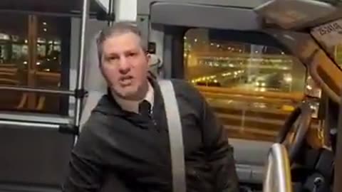 A Montreal airport bus driver threatened to “decapitate a family of Jews like Hamas.”