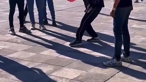 🤩👏 He Makes It Look So Smooth! | FeedMyCuriosity