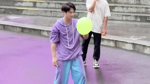 Balloon Magic: The Floating Balloon Act
