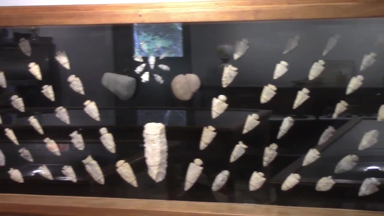 Hundreds of Arrowheads and Other Artifacts.