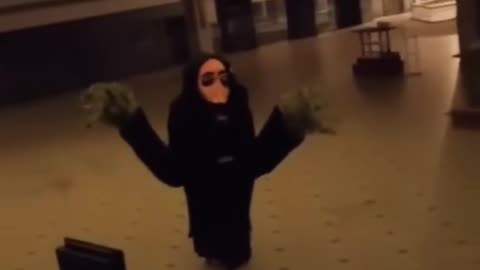 😱👻 The Rolling Giant Jumpscare! | TheHauntingHour