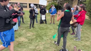LIVE: Protest Outside Broadview ICE Facility