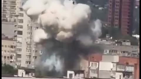 ukrainian drone strikes a residential building in Rostov-on-Don, Russia 🇺🇦🇷🇺