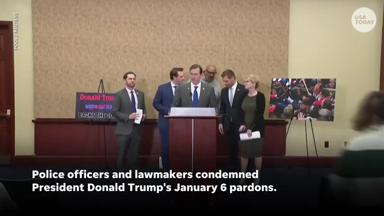 trending news USA (police officers condemn Donald Trump's pardons)