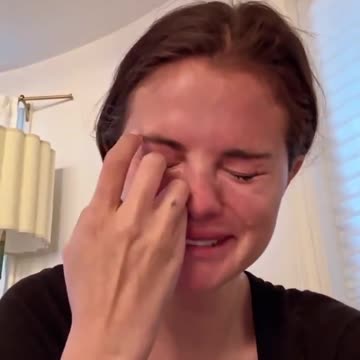 Selena Gomez has a meltdown over Trump's mass deportations