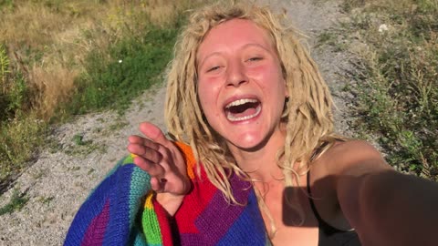 Barefoot running downhill 🐾🌿