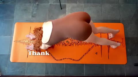 Get Flexible With Me _ Daily Mobility & Flow Routine 🧘♀️