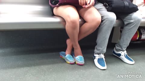 Bare legs mule dip on subway...