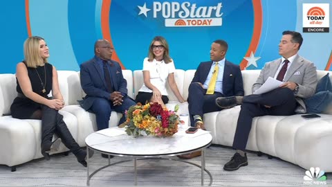 Today Show's Super Lovely Jenna Bush & Savannah Guthrie On 111125