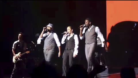 My 2011 Sade Concerts Medley ~ Mi Familia ♥️